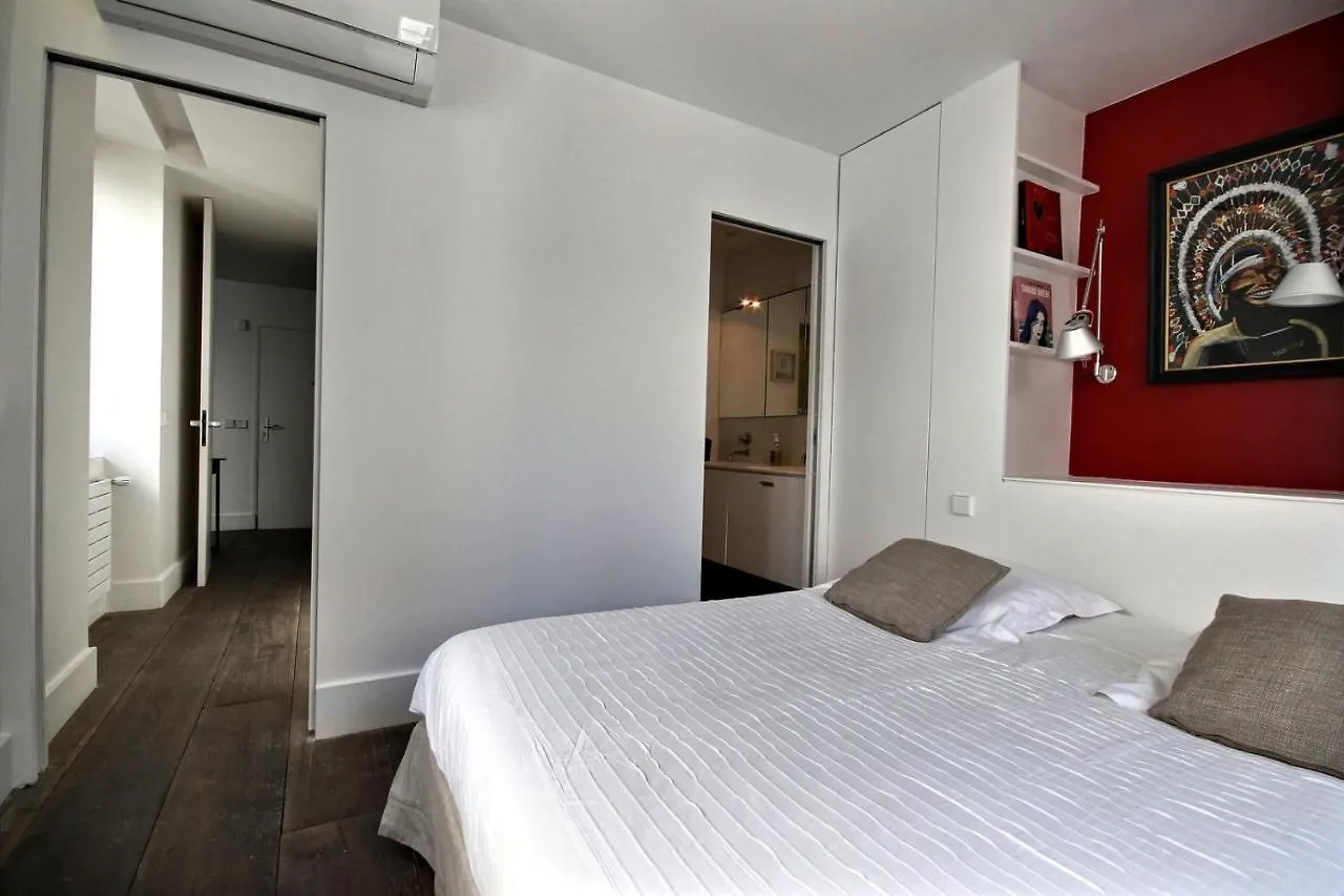 502254 - Spacious Duplex For 12 People Near Les Halles Apartmán