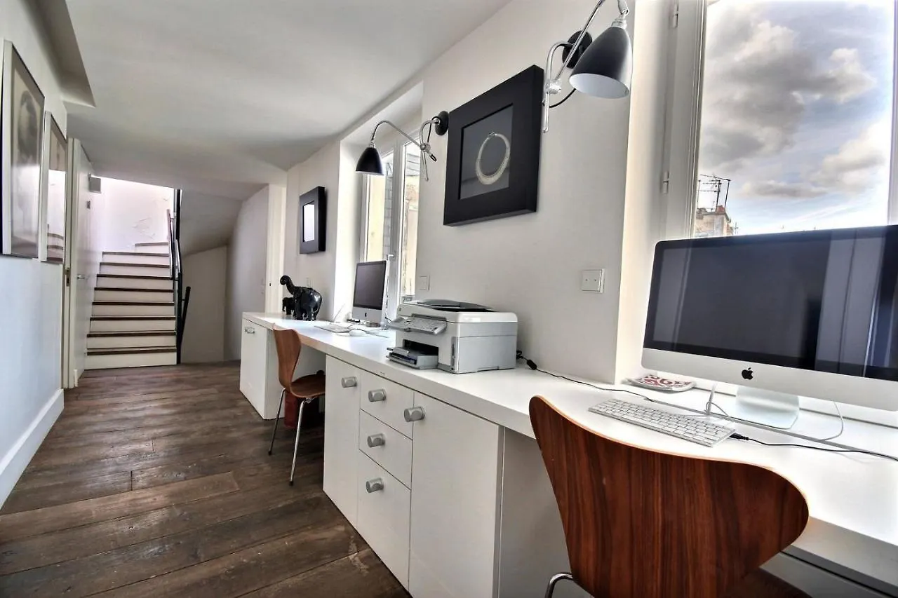 Apartment 502254 - Spacious Duplex For 12 People Near Les Halles *